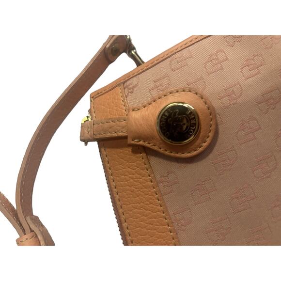 Vintage Salmon Colored Dooney & Bourke Cross Body Purse Bag - Picture 2 of 16